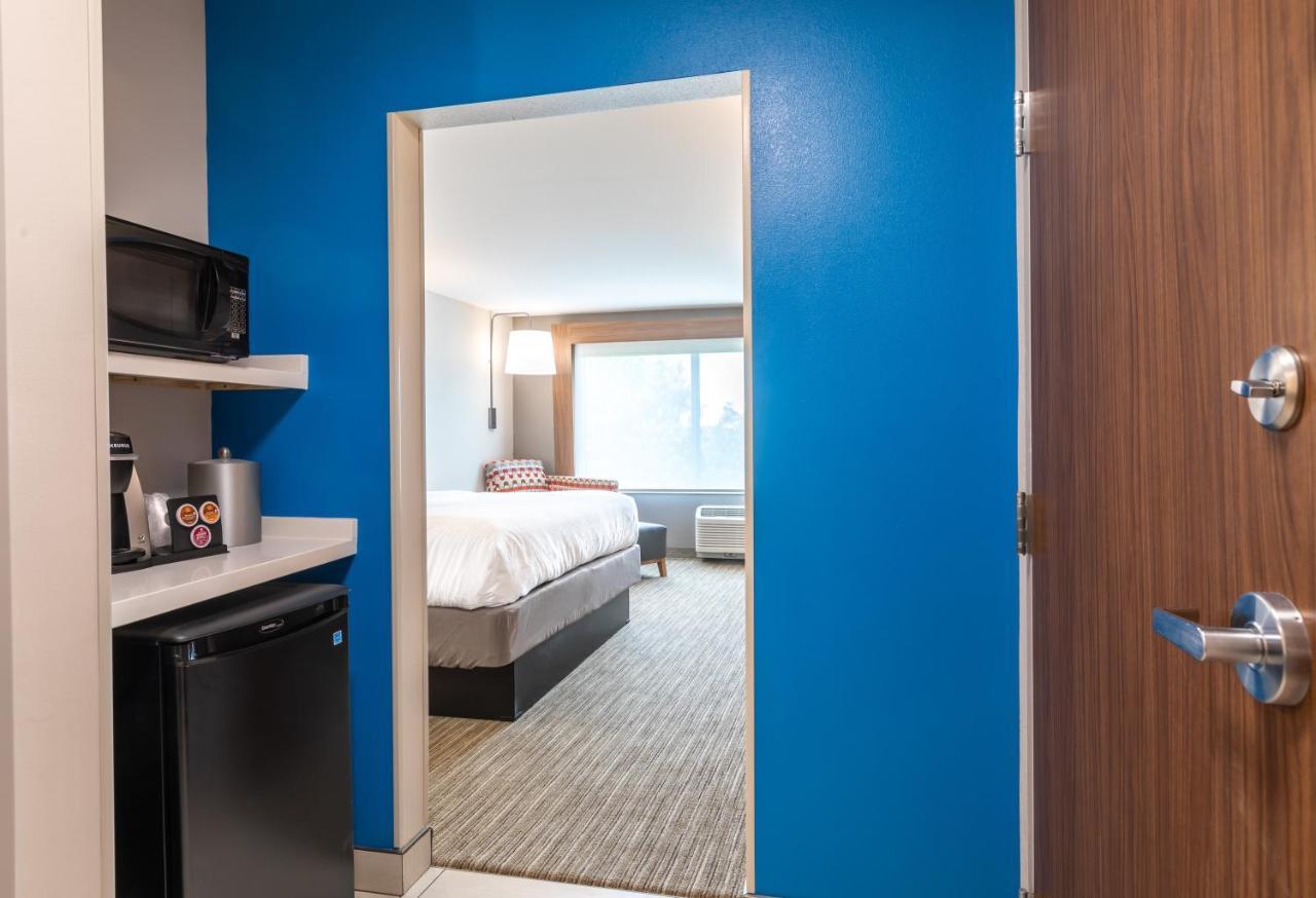 Holiday Inn Express & Suites Greenville S - Piedmont By Ihg מראה חיצוני תמונה