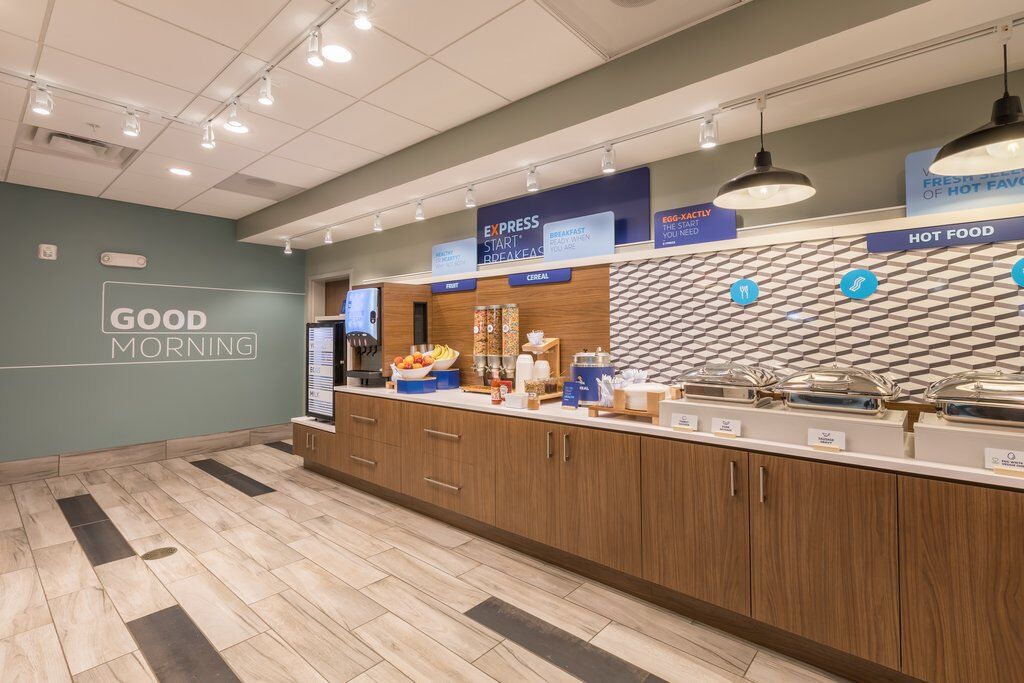 Holiday Inn Express & Suites Greenville S - Piedmont By Ihg מראה חיצוני תמונה