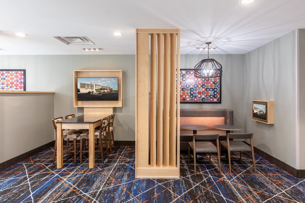 Holiday Inn Express & Suites Greenville S - Piedmont By Ihg מראה חיצוני תמונה